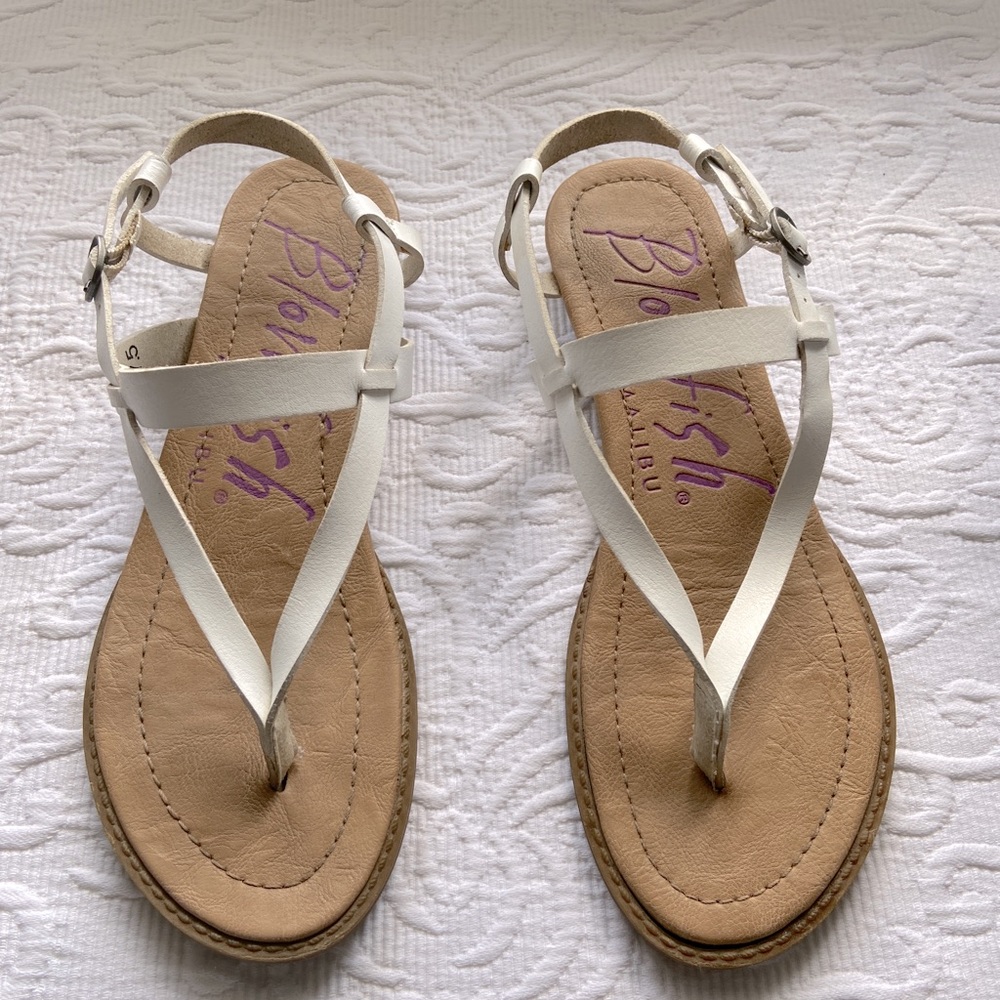 Blowfish Malibu white sandals size 7.5